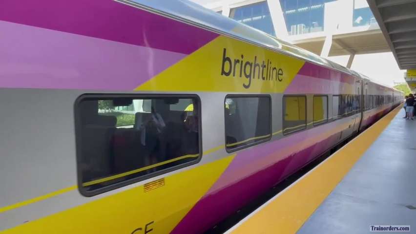 A few Brightline trains in Fort Lauderdale today…