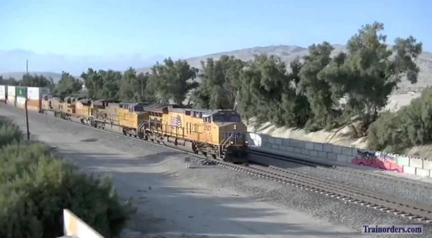 Z Trains Galore (SoCal, UP Yuma Sub)
