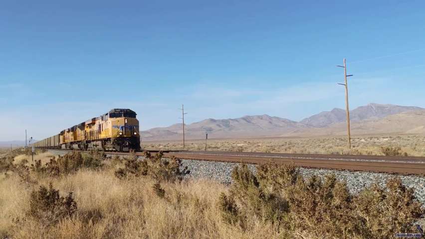 Shafter Sub: Eastbound empty coal train.