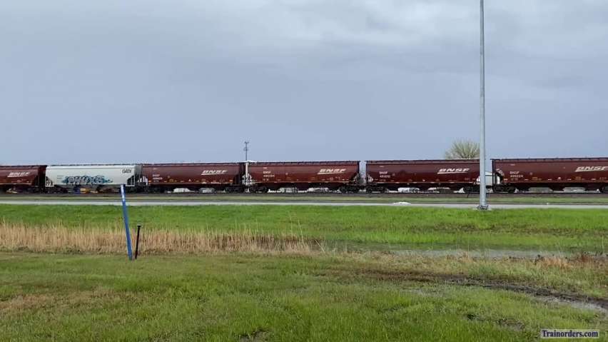 Beltrami,MN receiving yet another empty unit grain shuttle train