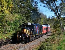 Sunday along the Dover & Delaware River RR's ROW